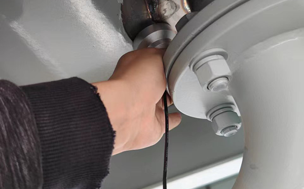 变压器油枕超声波液位计测量探头安装